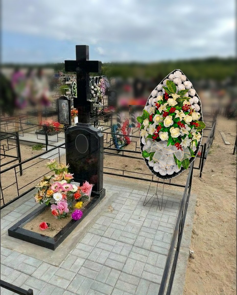 Венок на участке